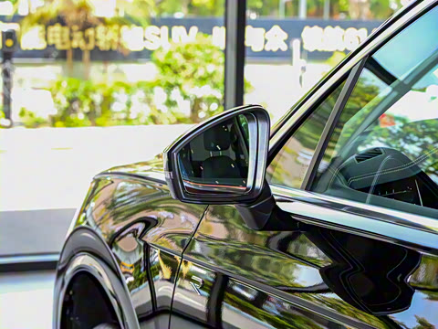 2025�� 2.0TSI ��Ӱ��