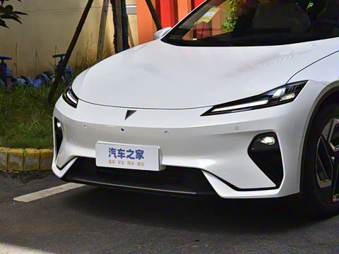 2025�� 530UltraǬ���Ǽ�ADS SE�����