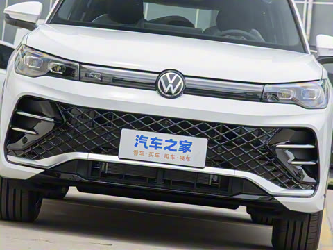 2025�� PRO 380TSI ���� R-Line �����