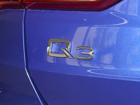 2025�� quattro 45�����ذ� 35TFSI ʱ�ж�����