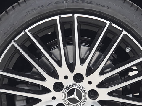 2025�� �Ŀ� C 260 L