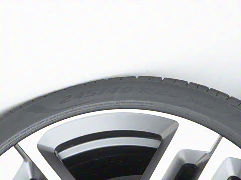 2025�� �ھ������ 75kWh Touring