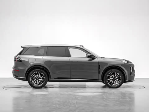 2025�� 215�����콢PLUS