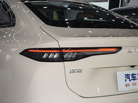 2025�� 650 ������