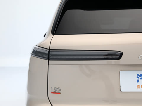 2025�� Ultra ������