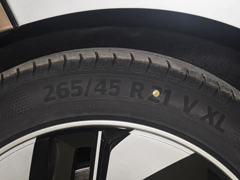 2025�� 636Ultra�Ǽݰ� 6��