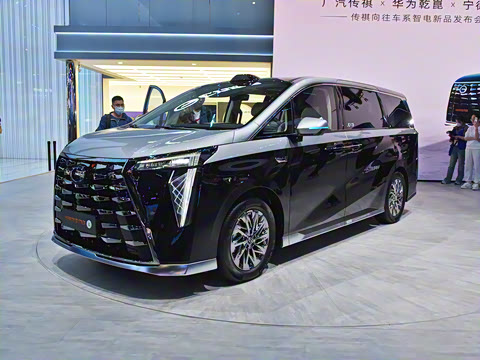 2025�� Ǭ��ϵ�� Ultra ͷ�Ȳ�