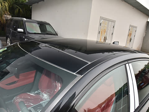 2025�� 2.0T 250PS R-DYNAMIC 90�����ذ�