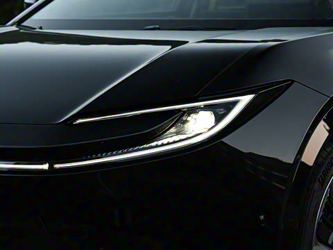 2025�� 550 PRO���а�