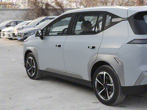 2025�� Plus 510 ������ 58.9kWh