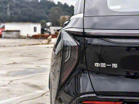 2025�� 605 Max������