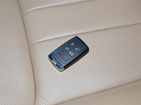 2023�� 3.0 L6 400PS �䷶�ӳ���