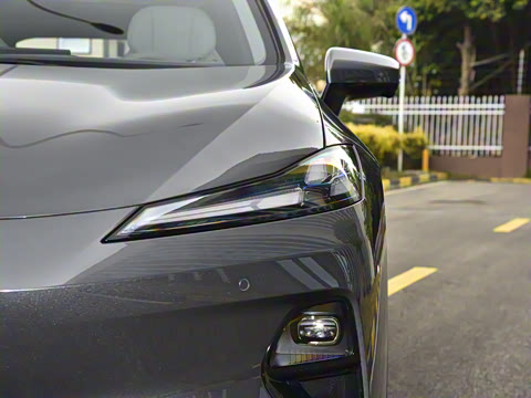 2025�� 530UltraǬ���Ǽ�ADS SE�����