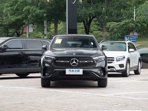 2025�� �Ŀ� GLC 260 4MATIC ����SUV