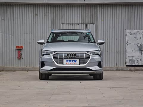 2019�� 55 quattro ������