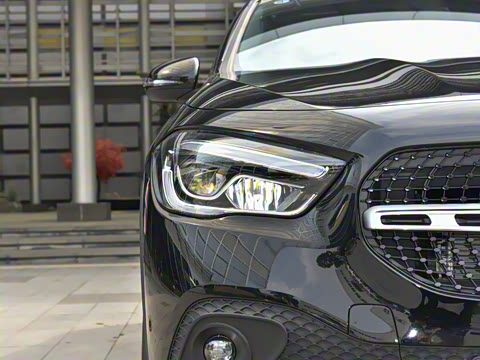 2022�� �Ŀ� GLA 200