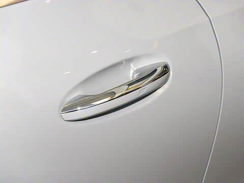 2025�� CLE 300 4MATIC �����ͽ��ܳ�