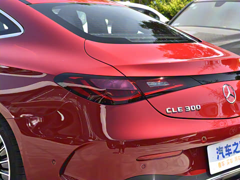 2025�� CLE 300 4MATIC �����ͽ��ܳ�