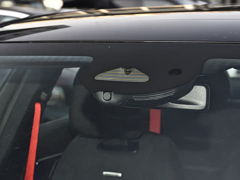 2025�� AMG C 43 4MATIC