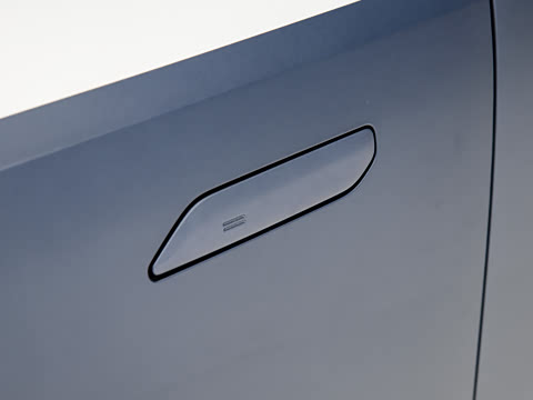 2025�� Ǭ�� UItra 6��