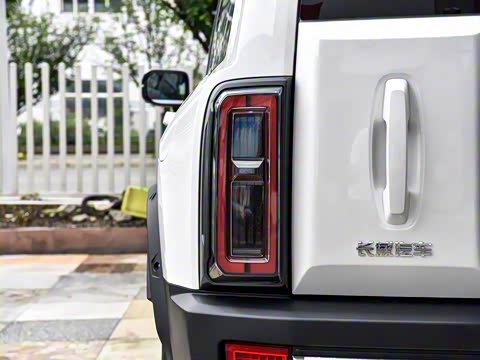 2025�� 2.0T 4WD Pro