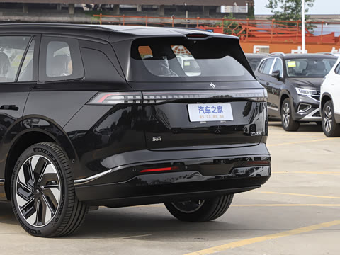 2025�� 636Ultra�Ǽݰ� 5��