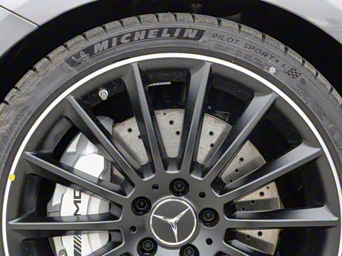 2023�� AMG CLA 35 4MATIC