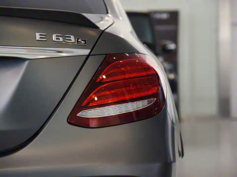 2019�� AMG E 63 S 4MATIC+