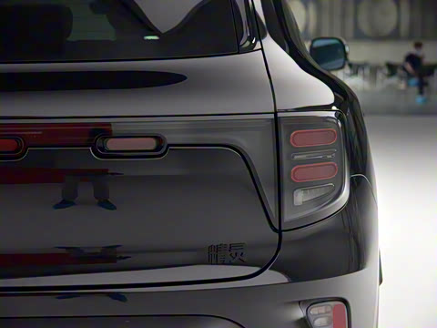 2025�� BRABUS ���ܰ�