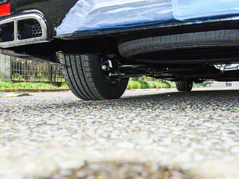 2025�� 2.0T ʢ��