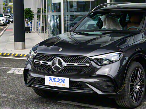 2025�� �Ŀ� GLC 300 L 4MATIC ������ 5��