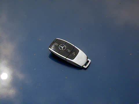 2025�� GLS 480 4MATIC