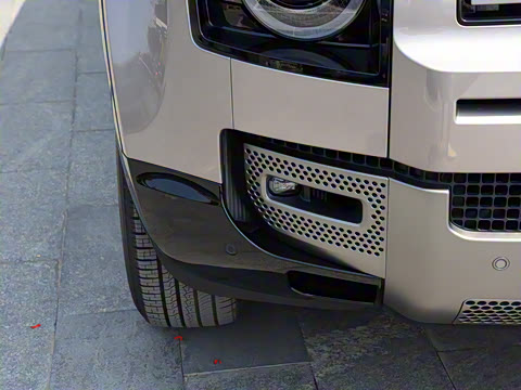 2023�� 110 3.0T P400 X-DYNAMIC HSE