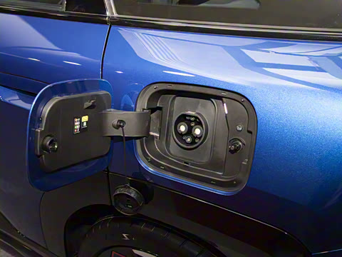 2025�� JOHN COOPER WORKS