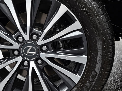 2025�� 700h ��;��