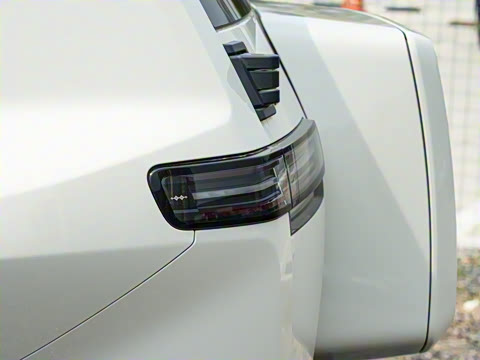 2025�� 501KM ����Ultra��