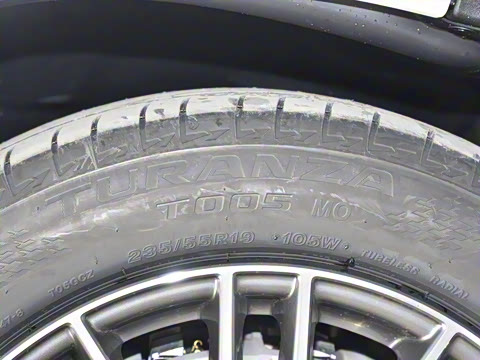 2025�� GLC 300 L 4MATIC ������ 7��