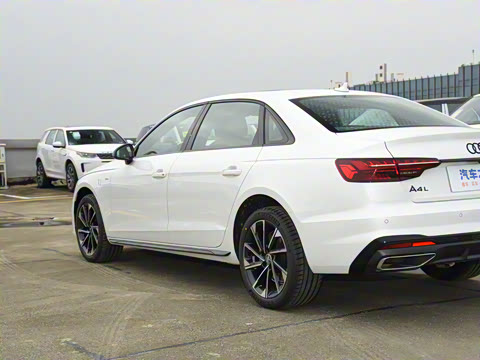 2023�� 40 TFSI ����������