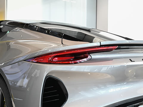 2025�� 2.0T DCT Turbo SE