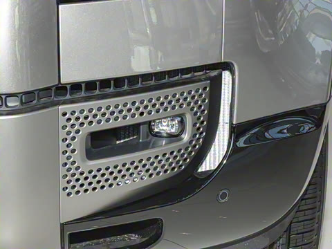 2025�� 110 3.0T P400 X-Dynamic HSE