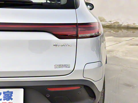 2022�� EQC 400 4MATIC