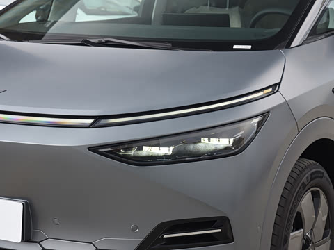 2025�� 650������ Max