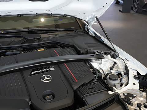 2025�� AMG CLE 53 4MATIC+ ���ܳ�