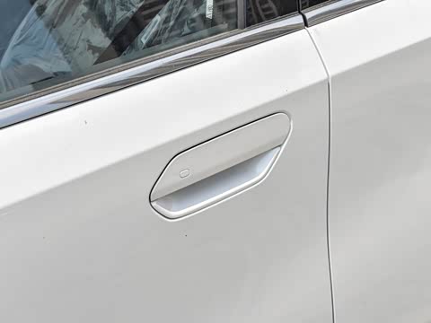 2025�� 610km �����콢��