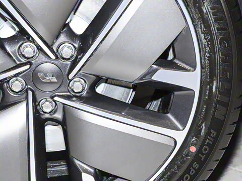 2025�� Ultra ���ܻ��°�