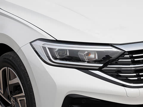 2025�� �Ŀ� 300TSI DSG��Խ��