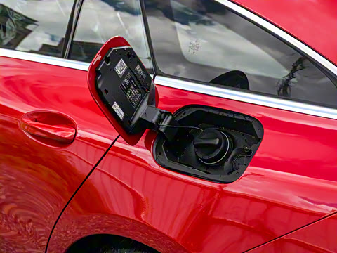 2024�� �Ŀ� CLA 200 ���ܳ�