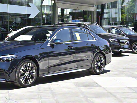 2025�� �Ŀ� C 350 eL