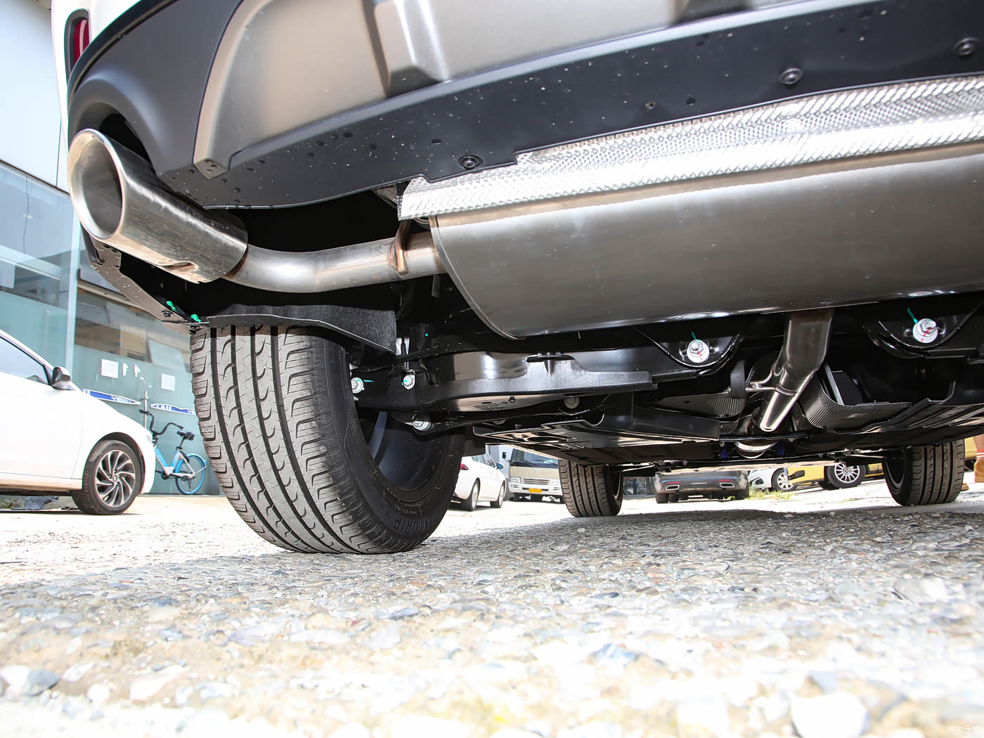 领克01|图片|外观|内饰|高清大图|实拍图