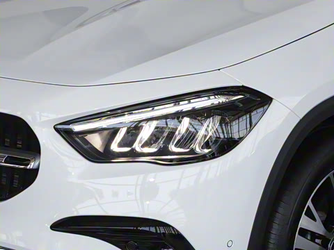 2025�� �Ŀ� GLA 220